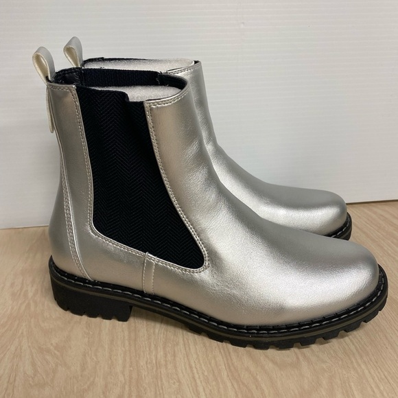 Corkys To Be Honest Round Toe Chelsea Booties Womens Silver Casual Boots NEW - Picture 6 of 11